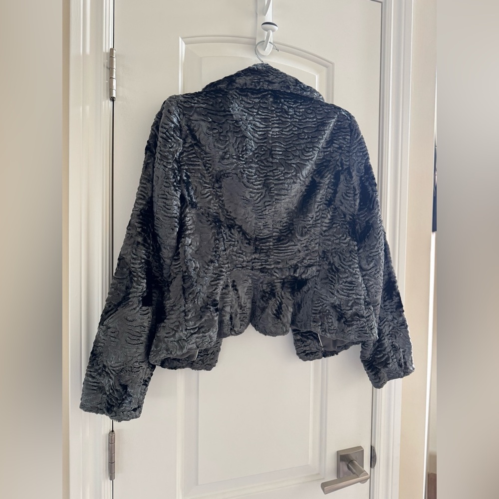 White House Black Market WHBM faux Persian lamb fur jacket XS Black Grey - Picture 11 of 15